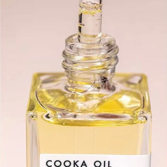 TRULY Beauty: Cooka Oil - Picture 2 of 7
